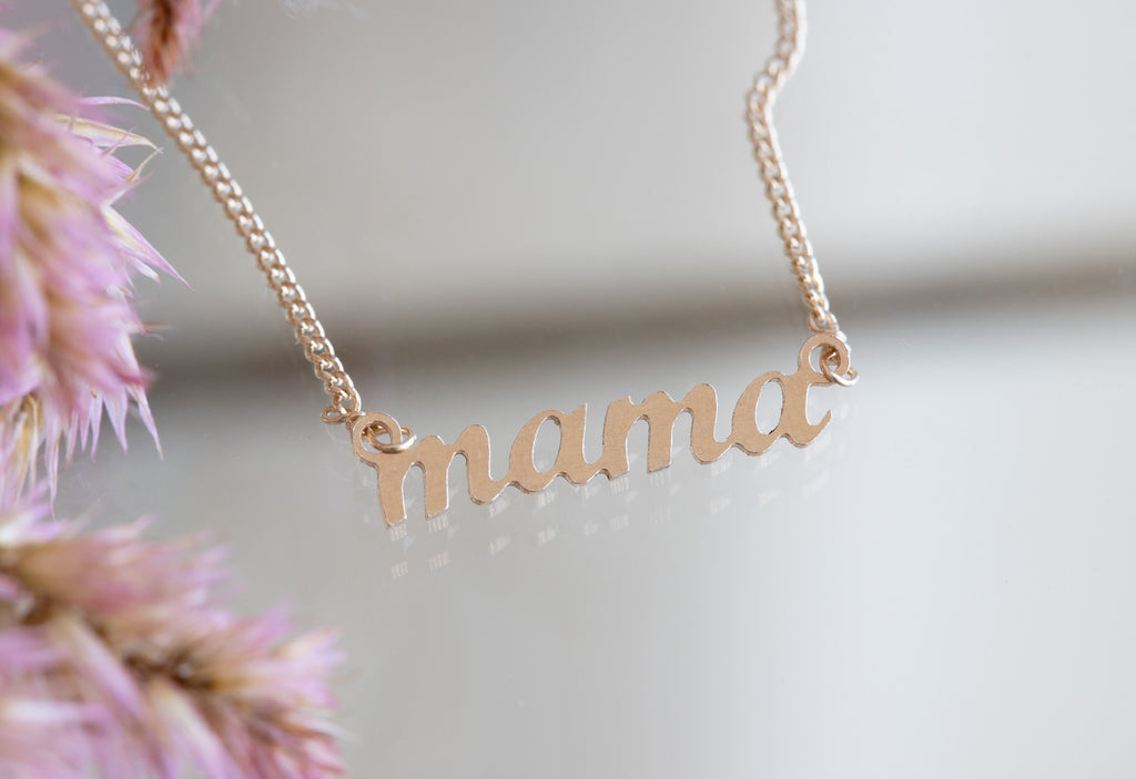 Mama Necklace in Yellow Gold on Mirror
